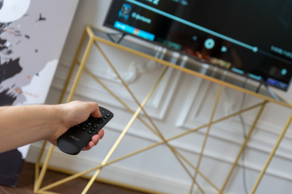 HIPER 50 UHD Smart U50YQ2200GR 14.jpg
