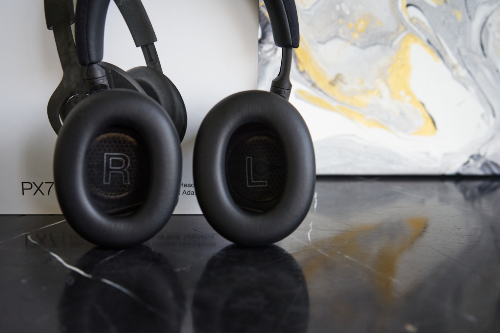Bowers & Wilkins PX7 Bowers & Wilkins PX7