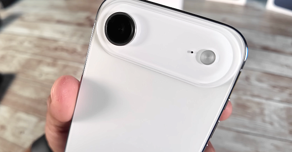 В продаже появились точные копии iPhone Air под видом оригинала. Вот 5 скрытых отличий