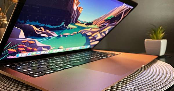 Как устанавливать на Mac любые платные приложения бесплатно и где их скачать
